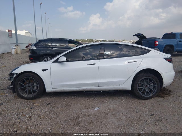 Tesla Model 3 Rear-wheel Drive 2022 5YJ3E1EA1NF160581 Image 14