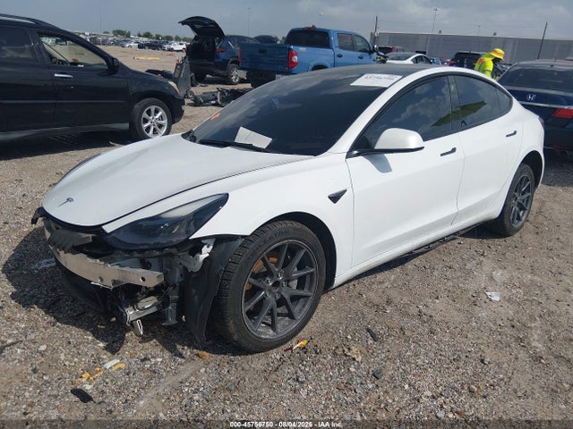 Tesla Model 3 Rear-wheel Drive 2022 5YJ3E1EA1NF160581 Image 2