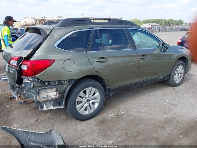 45756789 :رقم المزاد ، 4S4BSAFCXH3440582 vin ، 2017 Subaru Outback 2.5i Premium مزاد بيع