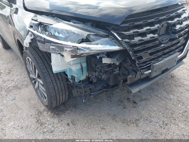 2023 Nissan Kicks Sv Xtronic Cvt მანქანა იყიდება აუქციონზე, vin: 3N1CP5CV8PL512134, აუქციონის ნომერი: 45756808