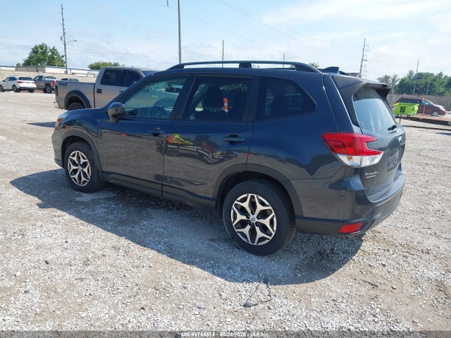 Subaru Forester Premium 2019 JF2SKAEC6KH584485 Image 3