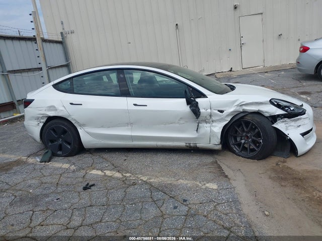 2021 Tesla Model 3 Standard Range Plus Rear-wheel Drive მანქანა იყიდება აუქციონზე, vin: 5YJ3E1EA7MF986981, აუქციონის ნომერი: 45756881