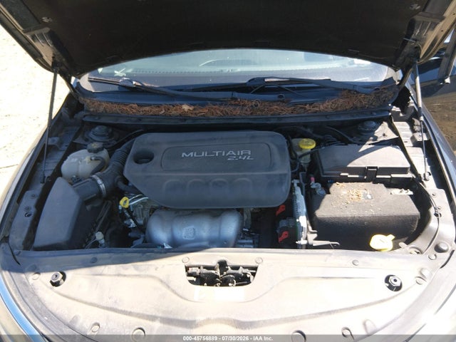 45756889 :رقم المزاد ، 1C3CCCCB9FN566631 vin ، 2015 Chrysler 200 C مزاد بيع