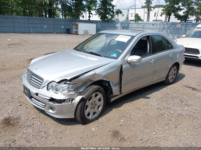 2005 Mercedes-benz C 240 Luxury 4matic მანქანა იყიდება აუქციონზე, vin: WDBRF81J05F681369, აუქციონის ნომერი: 45756934