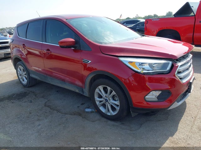 45756974 :رقم المزاد ، 1FMCU0GD0KUA62385 vin ، 2019 Ford Escape Se مزاد بيع