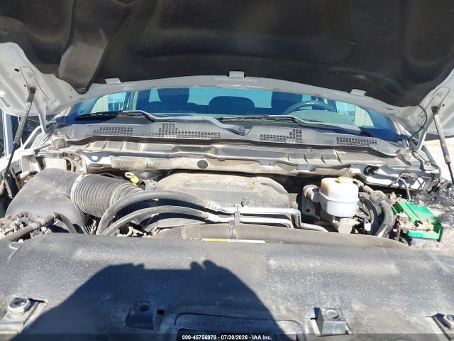 45756978 :رقم المزاد ، 3C63RPAJ7JG318494 vin ، 2018 Ram 3500 Tradesman  4x2 8' Box مزاد بيع