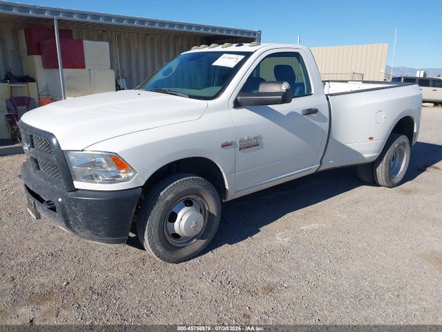 45756978 :رقم المزاد ، 3C63RPAJ7JG318494 vin ، 2018 Ram 3500 Tradesman  4x2 8' Box مزاد بيع