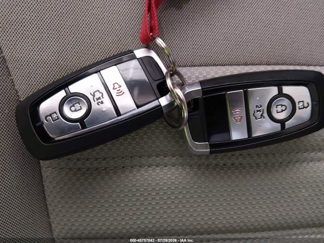 3FA6P0UUXJR212740 Ford Fusion Hybrid S