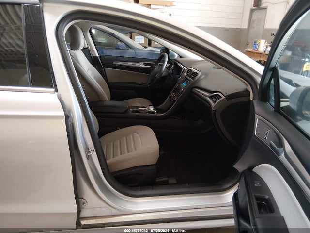 3FA6P0UUXJR212740 Ford Fusion Hybrid S