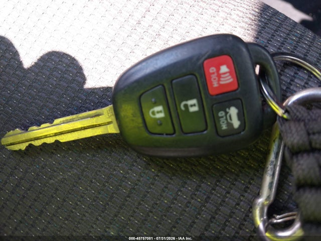 45757081 :رقم المزاد ، 2T1BURHE0FC366914 vin ، 2015 Toyota Corolla S Plus مزاد بيع