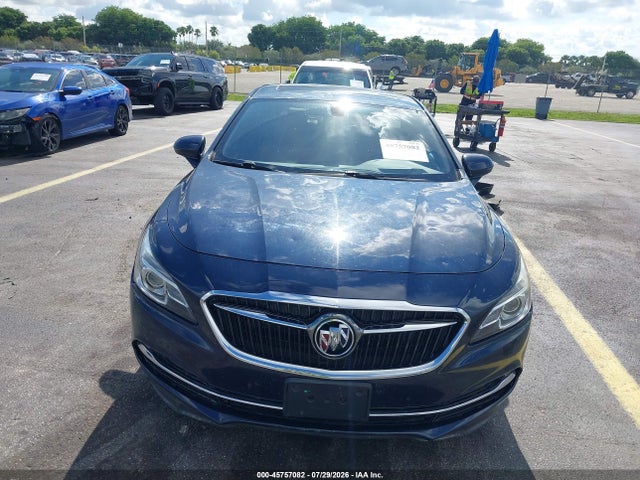 45757082 :رقم المزاد ، 1G4ZP5SS8HU114715 vin ، 2017 Buick Lacrosse Essence مزاد بيع