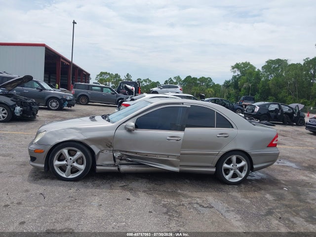 2005 Mercedes-benz C 230 Kompressor Sport მანქანა იყიდება აუქციონზე, vin: WDBRF40J25F603315, აუქციონის ნომერი: 45757083