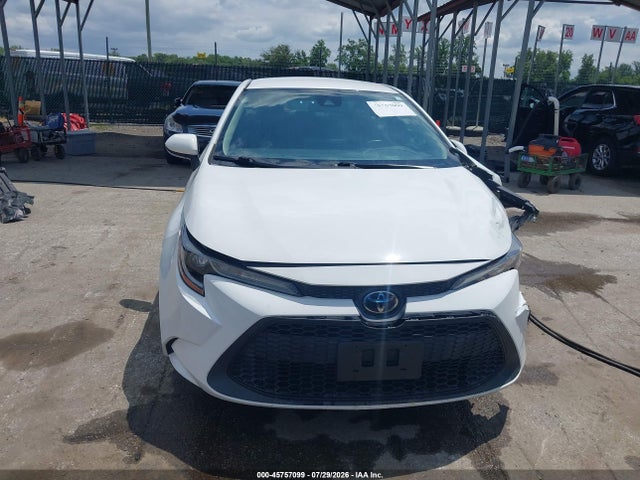 Продаж на аукціоні авто 2021 Toyota Corolla Le, vin: 5YFEPMAE8MP247992, номер лоту: 45757099
