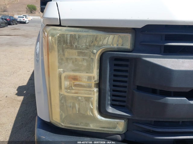 Ford F-250 Xl 2018 1FT7X2A69JEC68929 Image 12