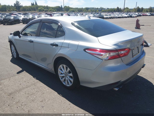 Toyota CAMRY LE 2020 4T1C11AK9LU339722 Image 3