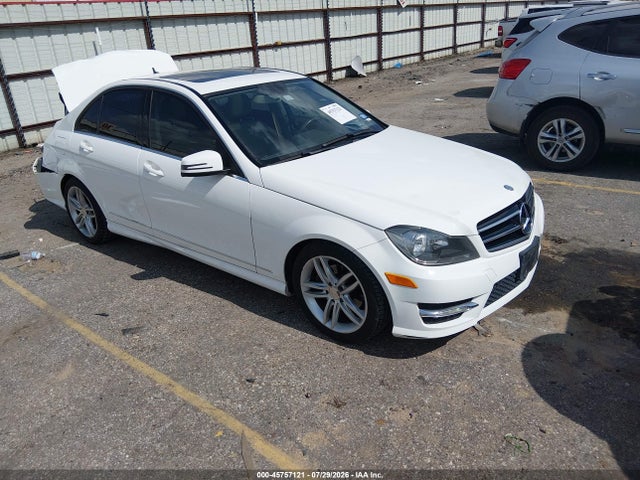 45757121 :رقم المزاد ، WDDGF4HB8EA950978 vin ، 2014 Mercedes-benz C 250 Sport مزاد بيع