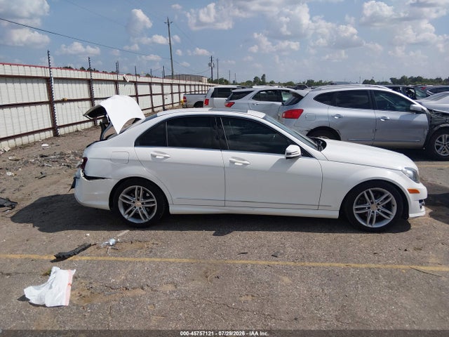 Aukcja sprzedaży 2014 Mercedes-benz C 250 Sport, vin: WDDGF4HB8EA950978, numer aukcji: 45757121