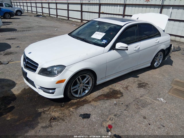 Aukcja sprzedaży 2014 Mercedes-benz C 250 Sport, vin: WDDGF4HB8EA950978, numer aukcji: 45757121