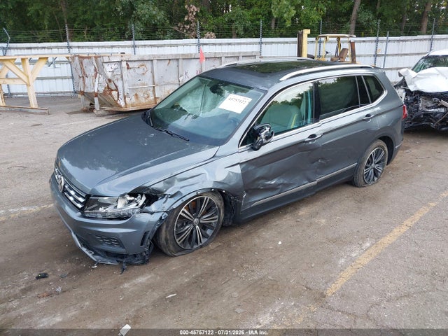 2018 Volkswagen Tiguan 2.0t Se/2.0t Sel მანქანა იყიდება აუქციონზე, vin: 3VV2B7AX5JM120593, აუქციონის ნომერი: 45757122