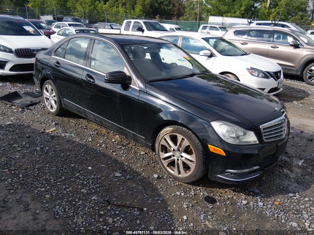 Продаж на аукціоні авто 2013 Mercedes-benz C 300 Luxury 4matic, vin: WDDGF8AB5DR254564, номер лоту: 45757131