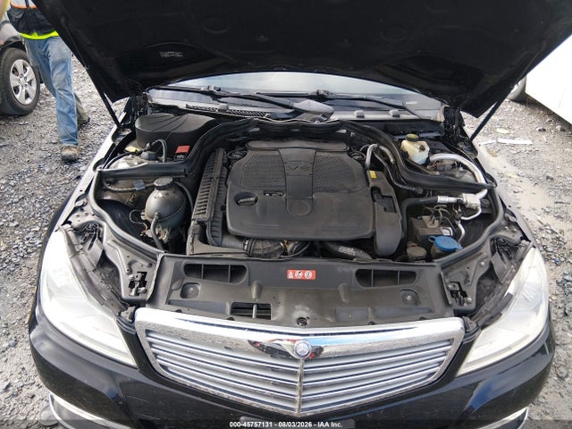 45757131 :رقم المزاد ، WDDGF8AB5DR254564 vin ، 2013 Mercedes-benz C 300 Luxury 4matic مزاد بيع