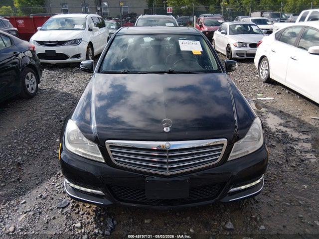 45757131 :رقم المزاد ، WDDGF8AB5DR254564 vin ، 2013 Mercedes-benz C 300 Luxury 4matic مزاد بيع