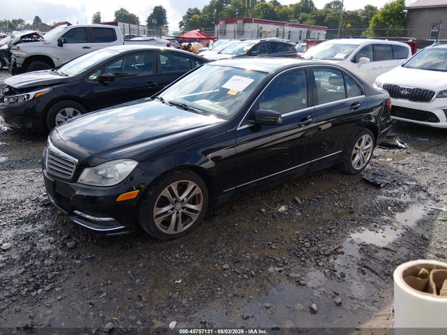 45757131 :رقم المزاد ، WDDGF8AB5DR254564 vin ، 2013 Mercedes-benz C 300 Luxury 4matic مزاد بيع
