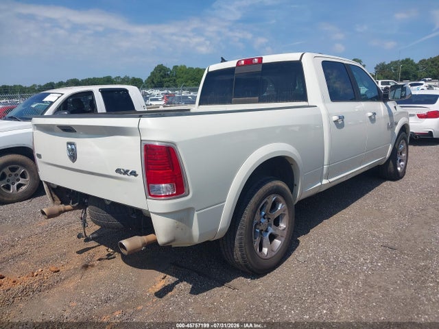 Продаж на аукціоні авто 2018 Ram 1500 Laramie  4x4 6'4 Box, vin: 1C6RR7VT5JS250887, номер лоту: 45757199