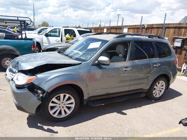 45757209 :رقم المزاد ، JF2SHADCXCH413630 vin ، 2012 Subaru Forester 2.5x Premium مزاد بيع