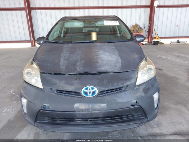 JTDKN3DU2F0455305 Toyota Prius Two
