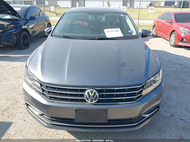 2017 Volkswagen Passat 1.8t Se მანქანა იყიდება აუქციონზე, vin: 1VWBT7A37HC027740, აუქციონის ნომერი: 45757248