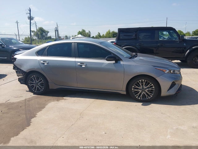 2022 Kia Forte Gt-line მანქანა იყიდება აუქციონზე, vin: 3KPF54AD8NE436596, აუქციონის ნომერი: 45757260