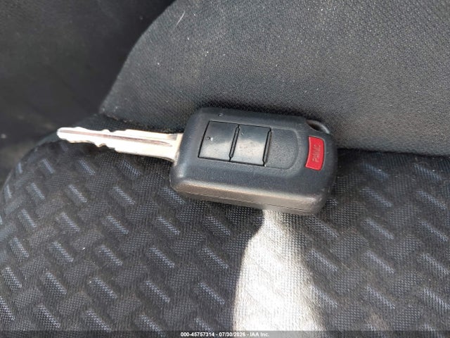 2022 Mitsubishi Eclipse Cross Es მანქანა იყიდება აუქციონზე, vin: JA4ASUAA2NZ042776, აუქციონის ნომერი: 45757314