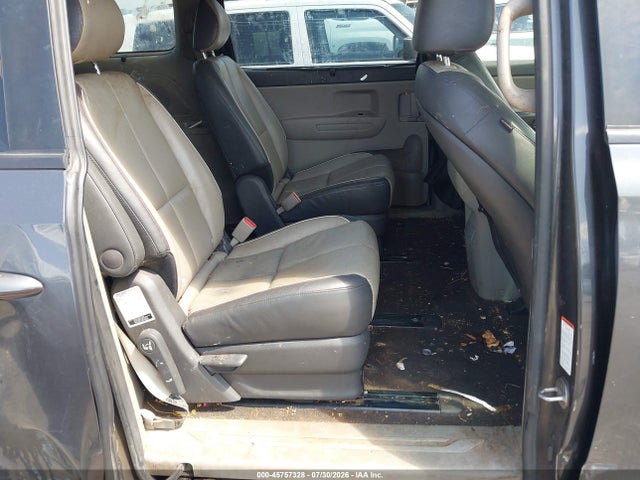 45757328 :رقم المزاد ، KNDMB5C12H6234369 vin ، 2017 Kia Sedona Lx مزاد بيع