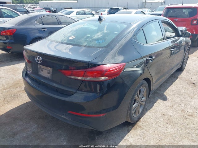45757372 :رقم المزاد ، 5NPD84LF7JH372084 vin ، 2018 Hyundai Elantra Value Edition مزاد بيع