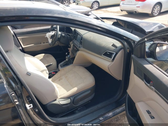 45757372 :رقم المزاد ، 5NPD84LF7JH372084 vin ، 2018 Hyundai Elantra Value Edition مزاد بيع