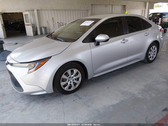 Продажа на аукционе авто 2022 Toyota Corolla Le, vin: JTDEPMAE8NJ225965, номер лота: 45757371
