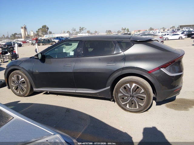 Продажа на аукционе авто 2024 Kia Ev6 Light Long Range, vin: KNDC3DLC1R5217641, номер лота: 45757399