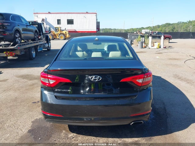 2016 Hyundai Sonata Se მანქანა იყიდება აუქციონზე, vin: 5NPE24AF2GH260682, აუქციონის ნომერი: 45757529