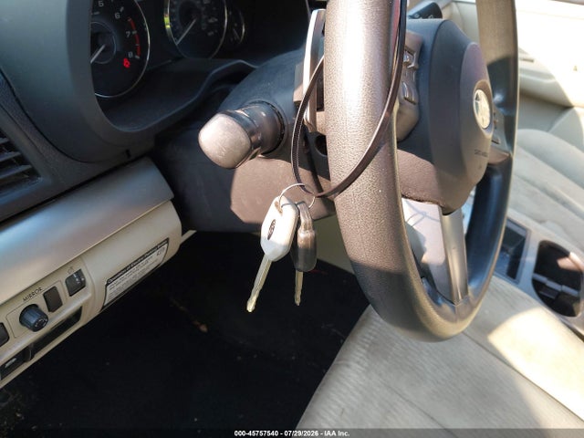 2010 Subaru Outback 2.5i მანქანა იყიდება აუქციონზე, vin: 4S4BRCACXA3311505, აუქციონის ნომერი: 45757540