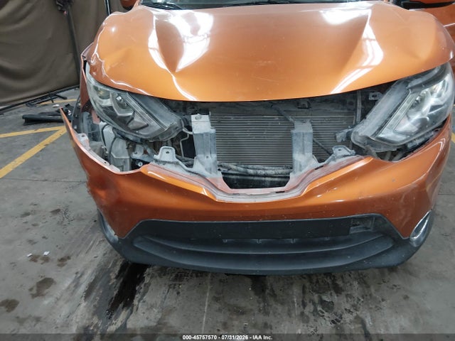 JN1BJ1CP8HW001753 Nissan Rogue Sport Sv