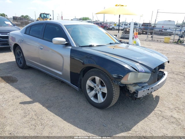 45757590 :رقم المزاد ، 2C3CDXBG3DH562954 vin ، 2013 Dodge Charger Se مزاد بيع