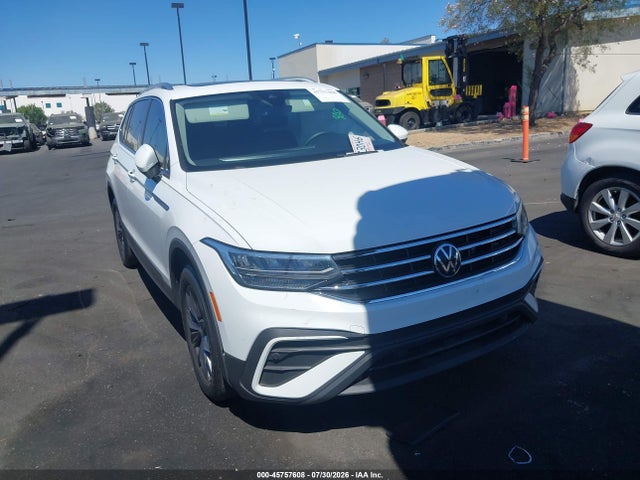 45757608 :رقم المزاد ، 3VV3B7AX0NM151129 vin ، 2022 Volkswagen Tiguan 2.0t Se مزاد بيع
