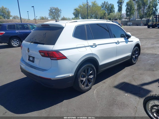45757608 :رقم المزاد ، 3VV3B7AX0NM151129 vin ، 2022 Volkswagen Tiguan 2.0t Se مزاد بيع