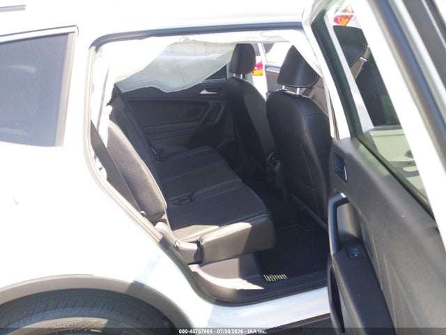 45757608 :رقم المزاد ، 3VV3B7AX0NM151129 vin ، 2022 Volkswagen Tiguan 2.0t Se مزاد بيع