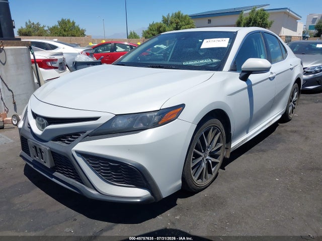 Toyota CAMRY SE 2022 4T1G11AK3NUO18148 Image 2