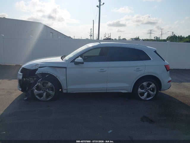 45757680 :رقم المزاد ، WA1BAAFY5M2038451 vin ، 2021 Audi Q5 Premium Plus 45 Tfsi Quattro S Tronic مزاد بيع