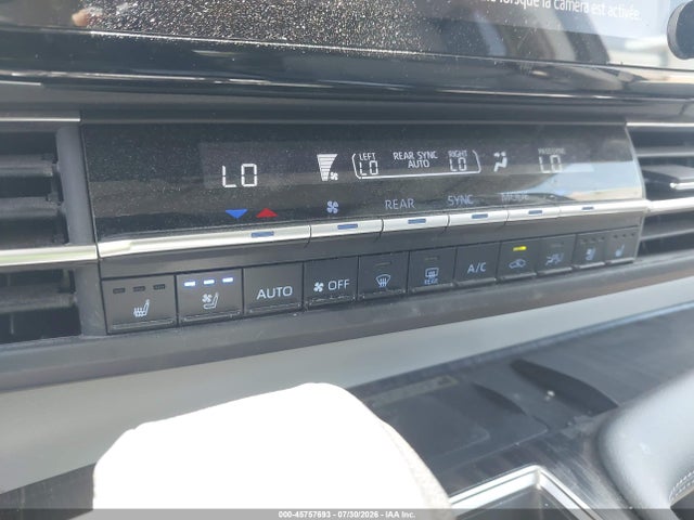 Toyota Sienna Limited 2022 5TDZRKEC8NS105109 Image 18