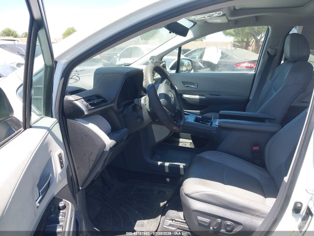 Toyota Sienna Limited 2022 5TDZRKEC8NS105109 Image 5
