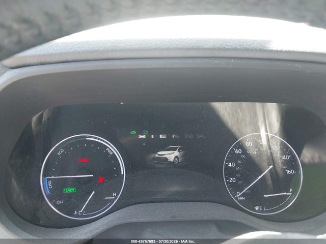 Toyota Sienna Limited 2022 5TDZRKEC8NS105109 Image 7